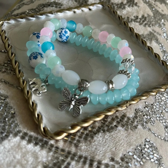Handcrafted Beach Bohemian Charm Bracelet (2pc) - Picture 3 of 3